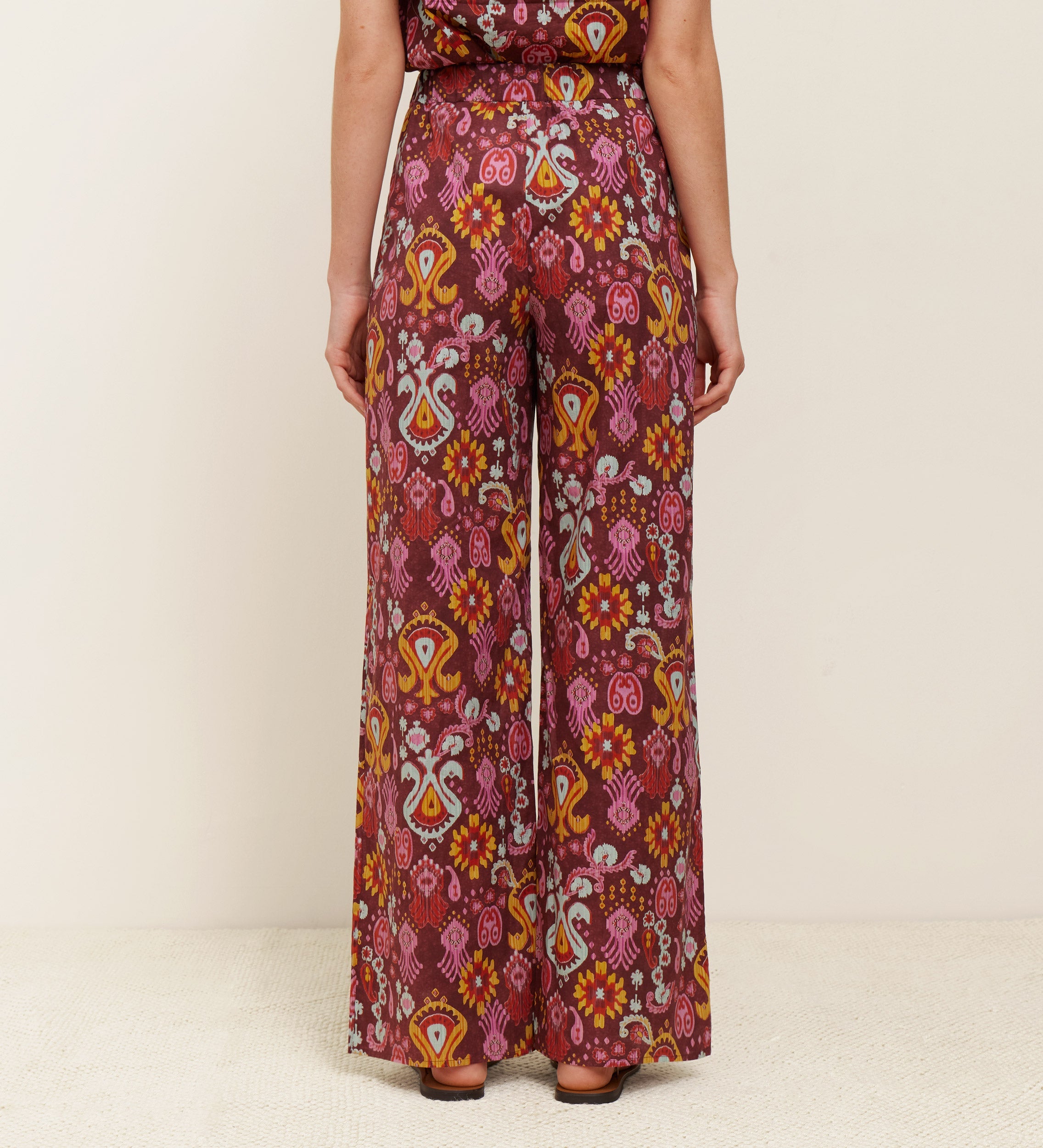 Printed flowing trousers