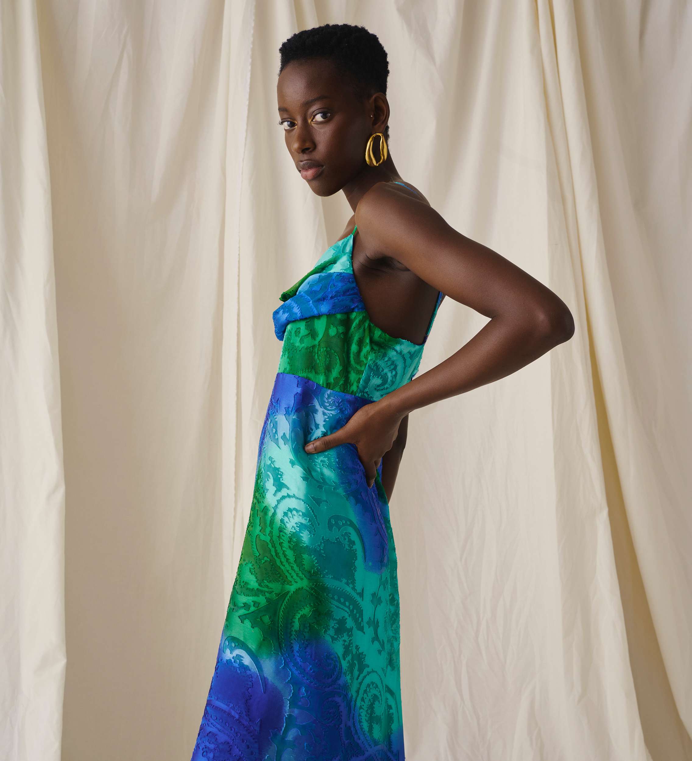 Vestido tirantes largo