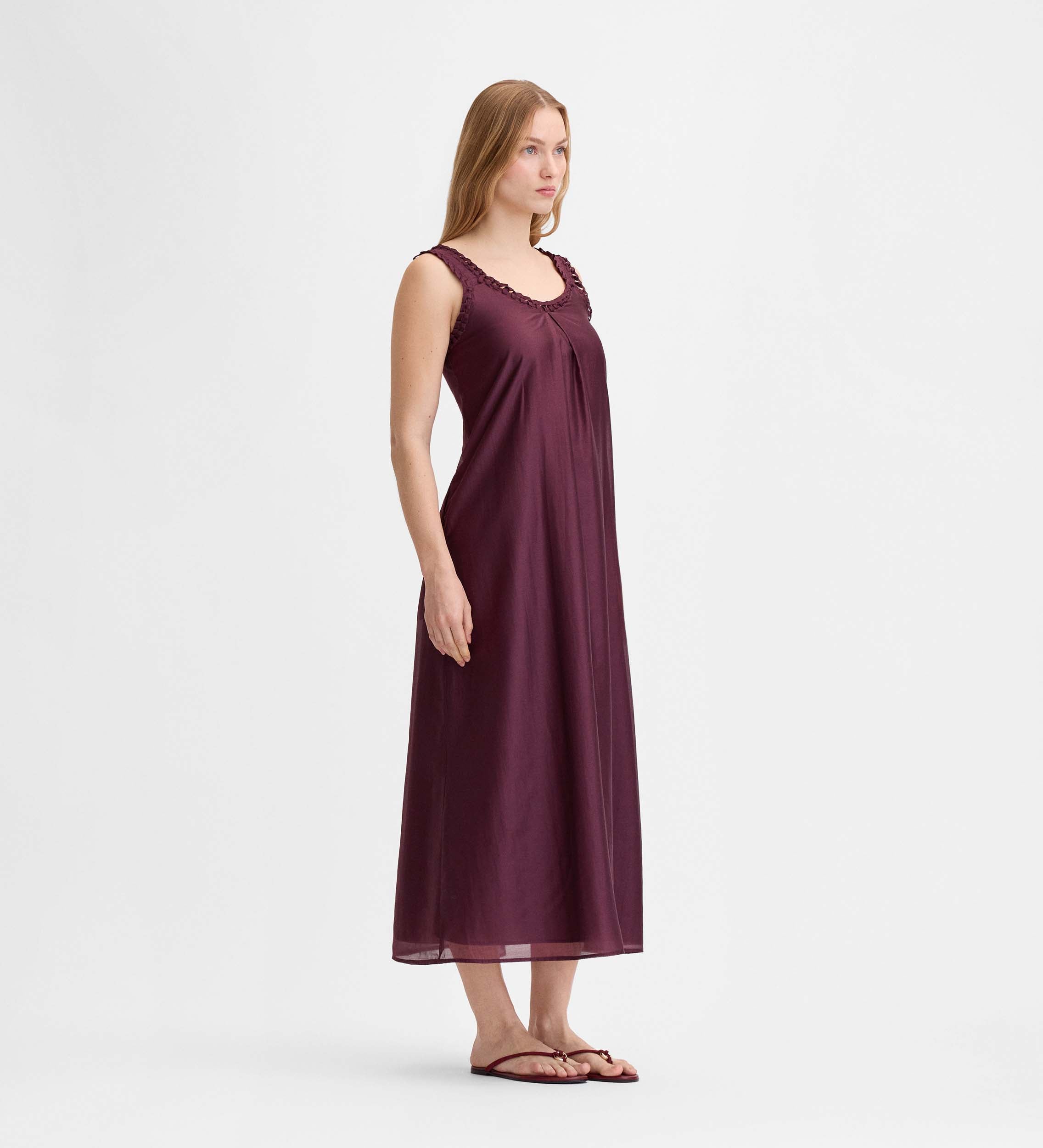 Long dress braided detail