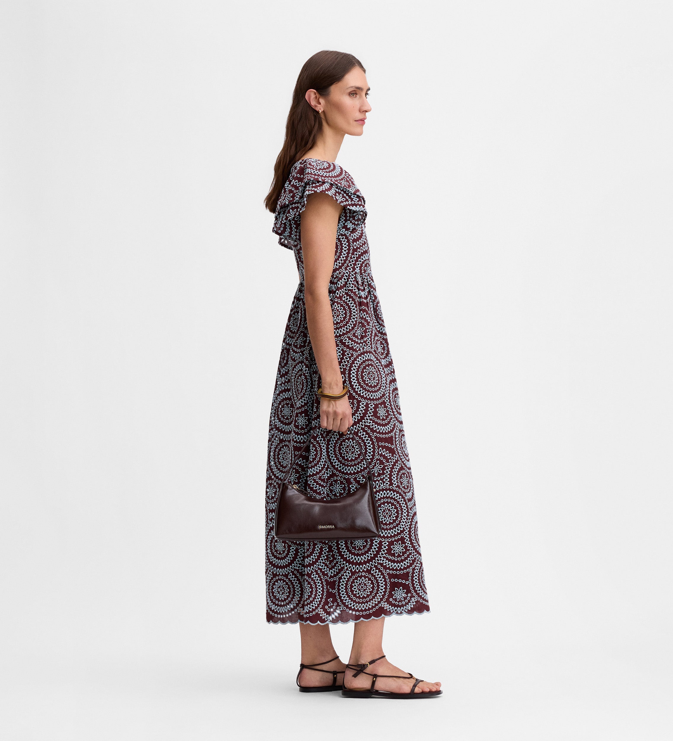 Contrast embroidery dress