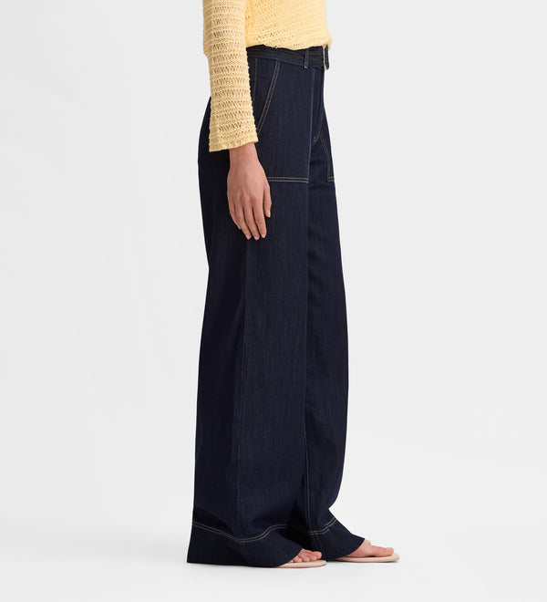 Pantalón denim pespuntes