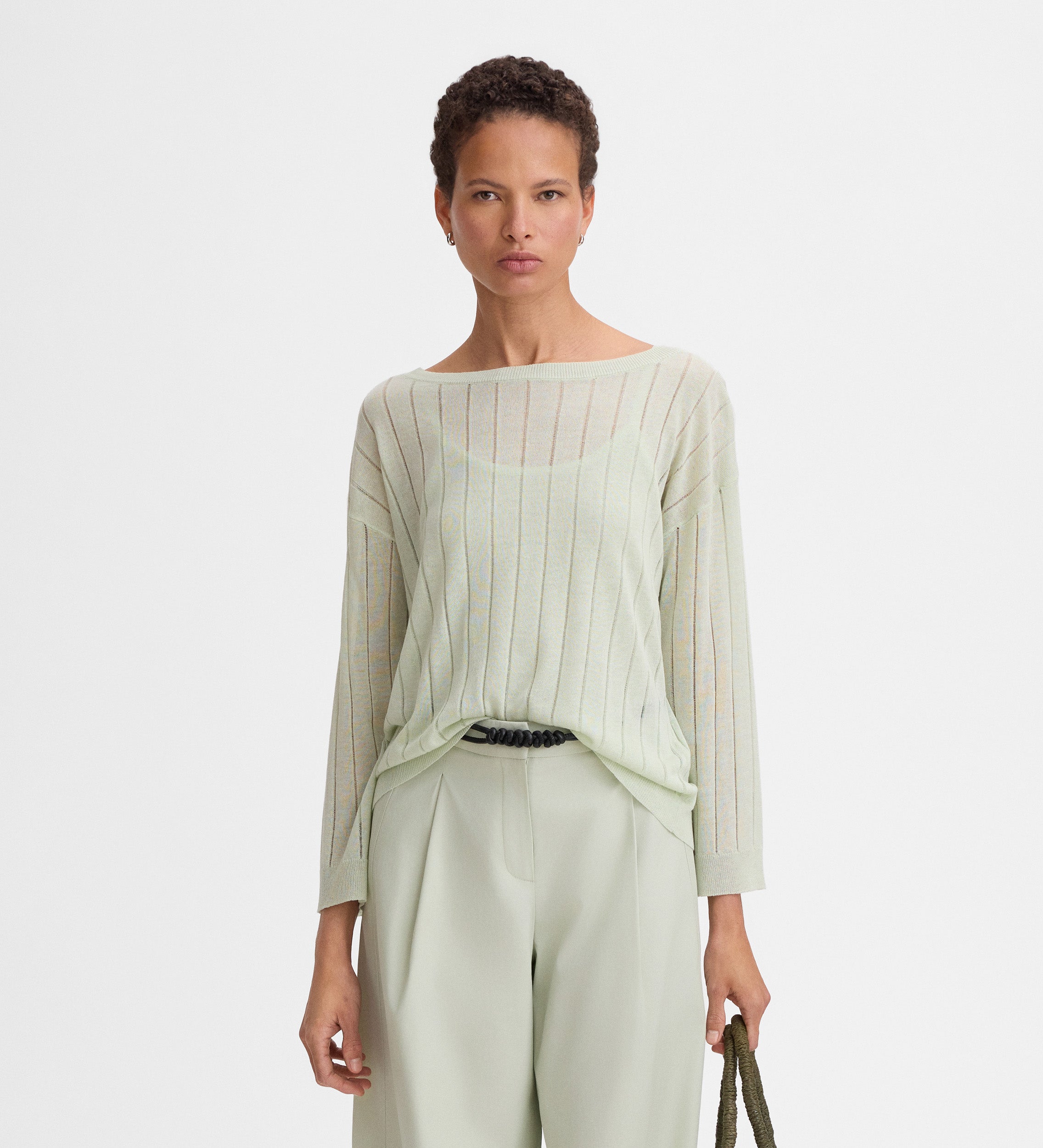 Loose-fitting openwork sweater