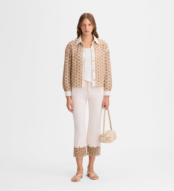 Pantalón crop bordado decorativo