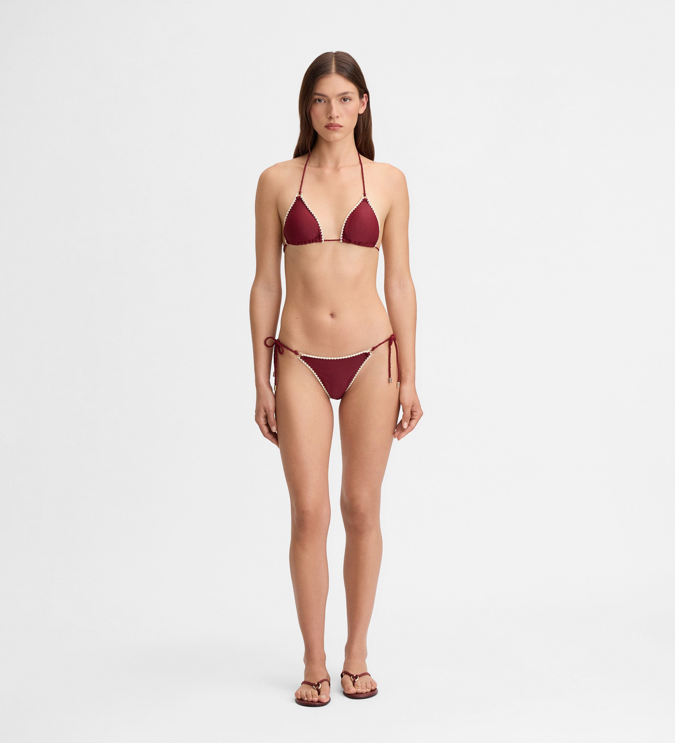 Top bikini pespuntes decorativo