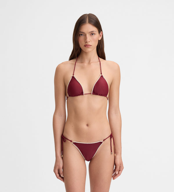 Braguita bikini pespuntes decorativos