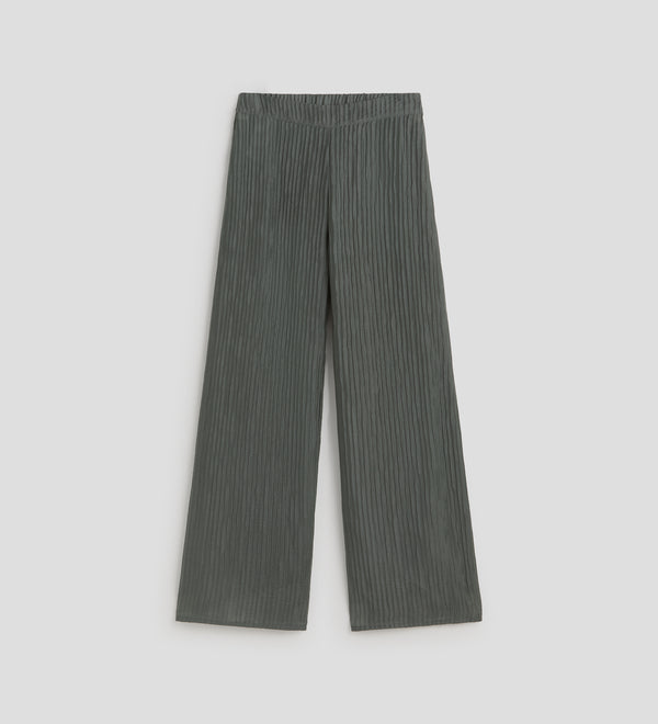 Wide textured pants